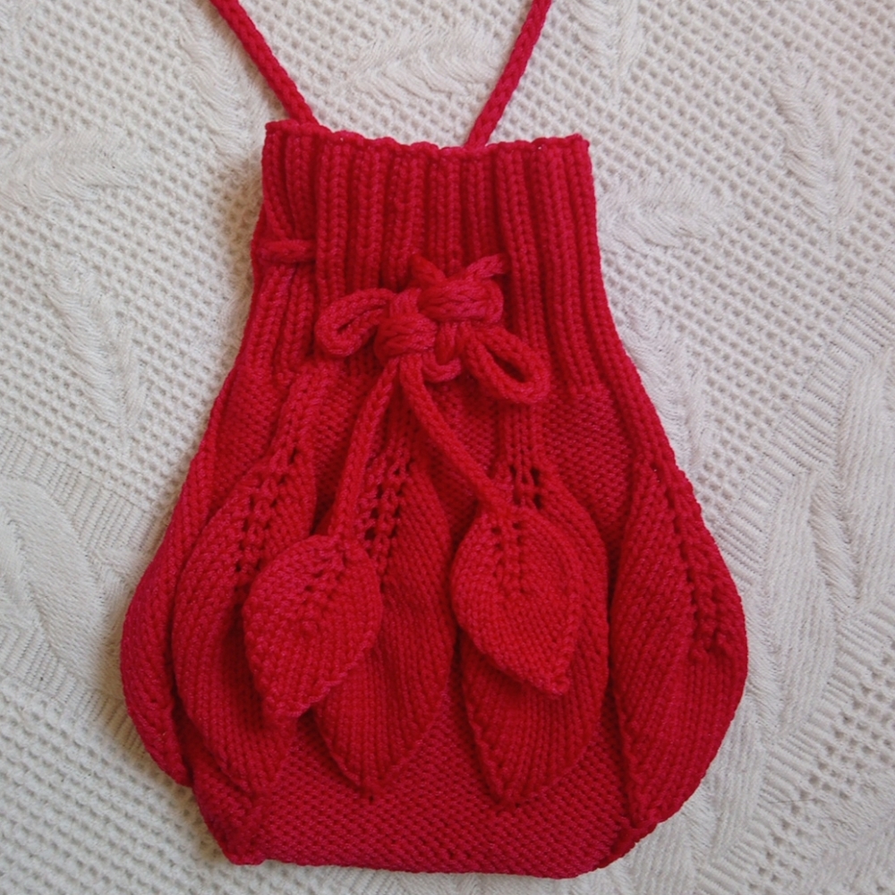 💲2/$20 - Hand Knit Crossbody Bag
